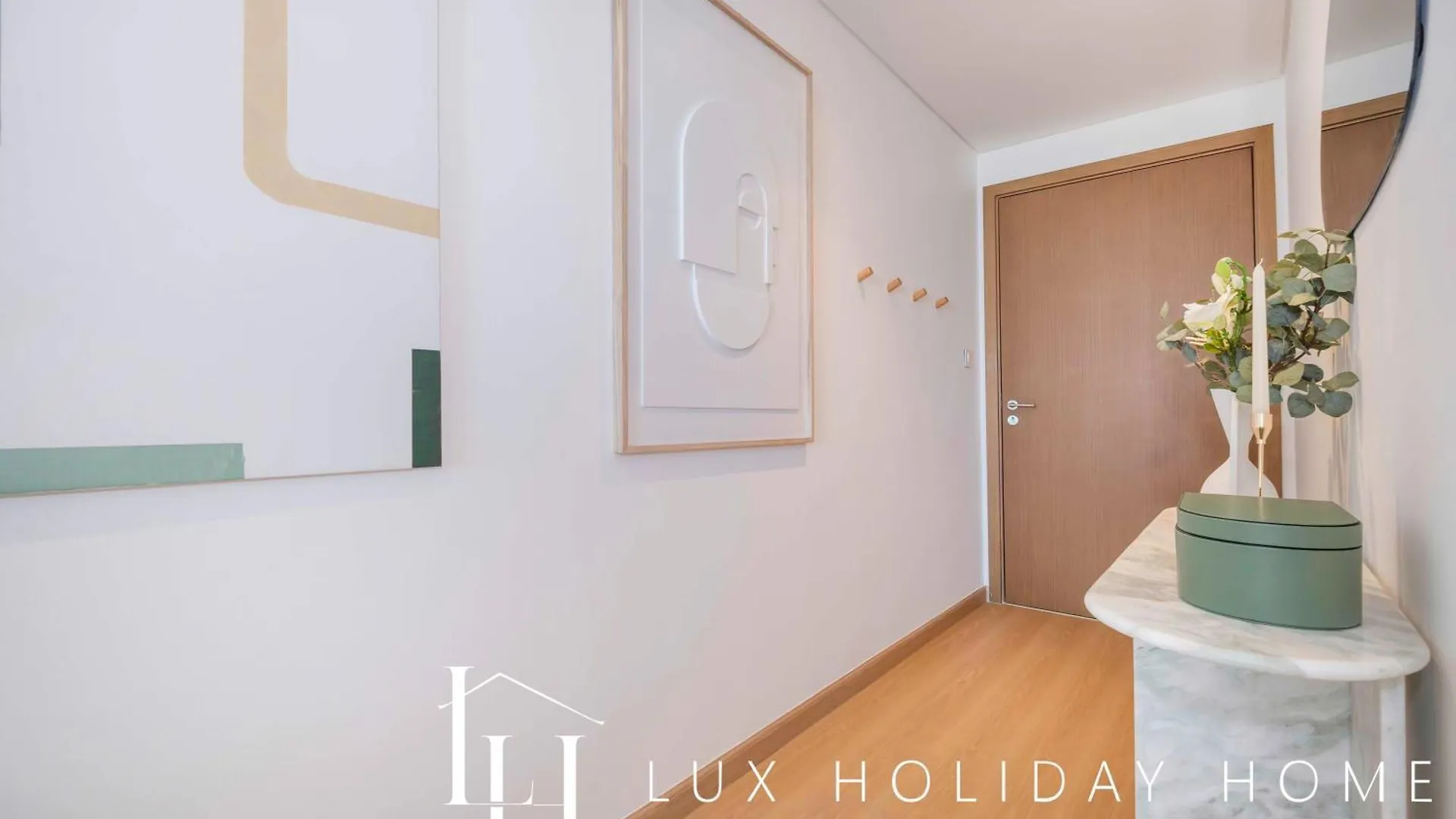 Lux The Downtown Zabeel View Suite 2 Dubai